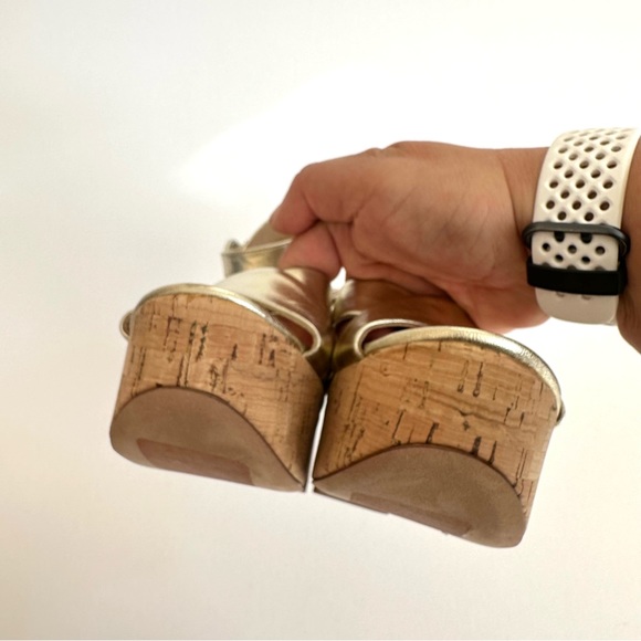 Veronica Beard Gold Lalana Leather Ankle Strap Cork Platform Heel Sandal 6.5 NIB - Picture 13 of 16